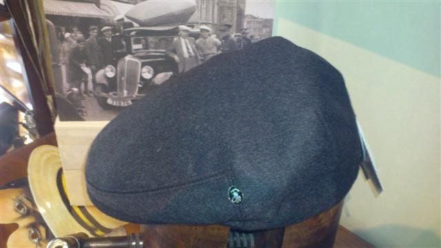 Gorra Loden Marron (Impermeable)