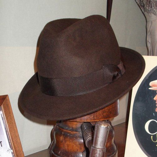 Sombreros Impermeables y de Lana