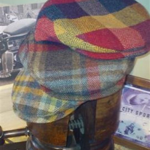 Gorras Cashmere Lana (Cuadros marcados)