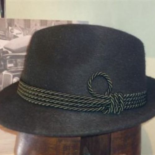 Sombrero Tiroles color Verde. Fieltro con pelo.