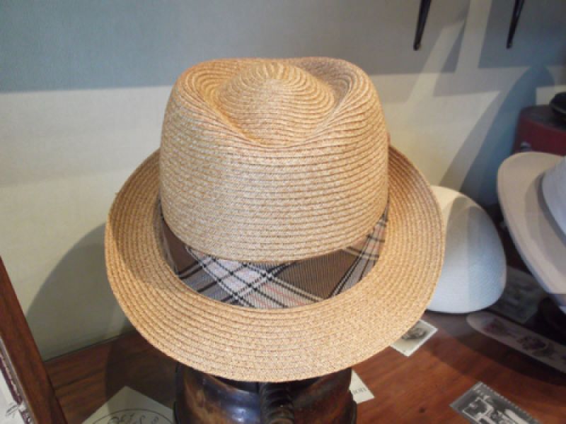 Sombrero de hombre de verano