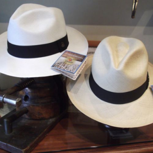 Sombreros de hombre estilo panamá